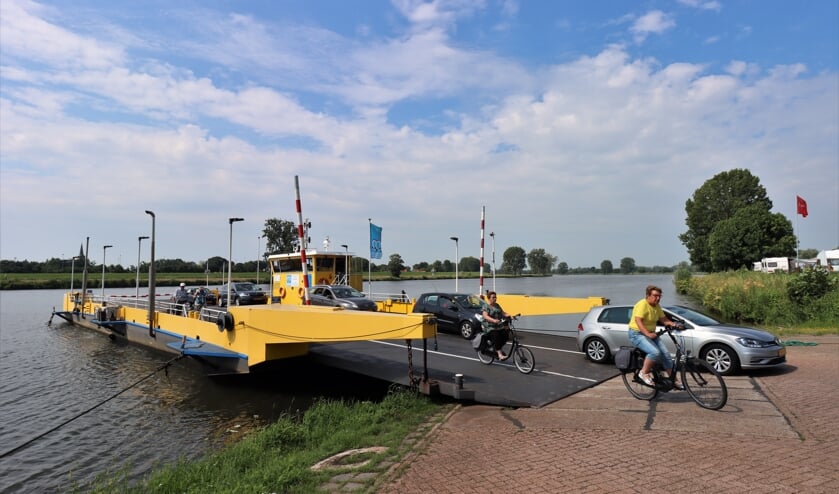 <p>De pont tussen Megen en Appeltern.</p>