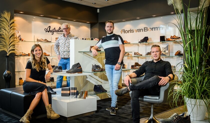 <p>V.l.n.r.: Anne Gerrits, Jos, Mike en Rick Verploegen</p>