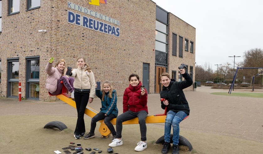 Mobieltjesactie bij de Reuzepas in Ewijk.