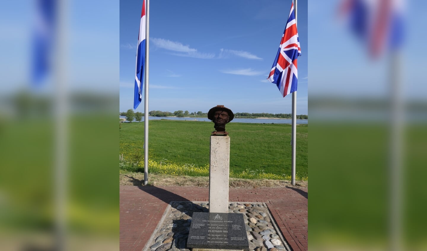 Herdenking bij het “Hadwin & Stopher Memorial” bij Fort St. Andries in Heerewaarden.