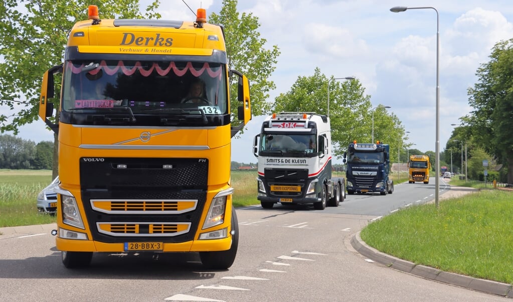 Vrachtverkeer In Grotestraat Deest De Weg Kwijt - DeMaasenWaler