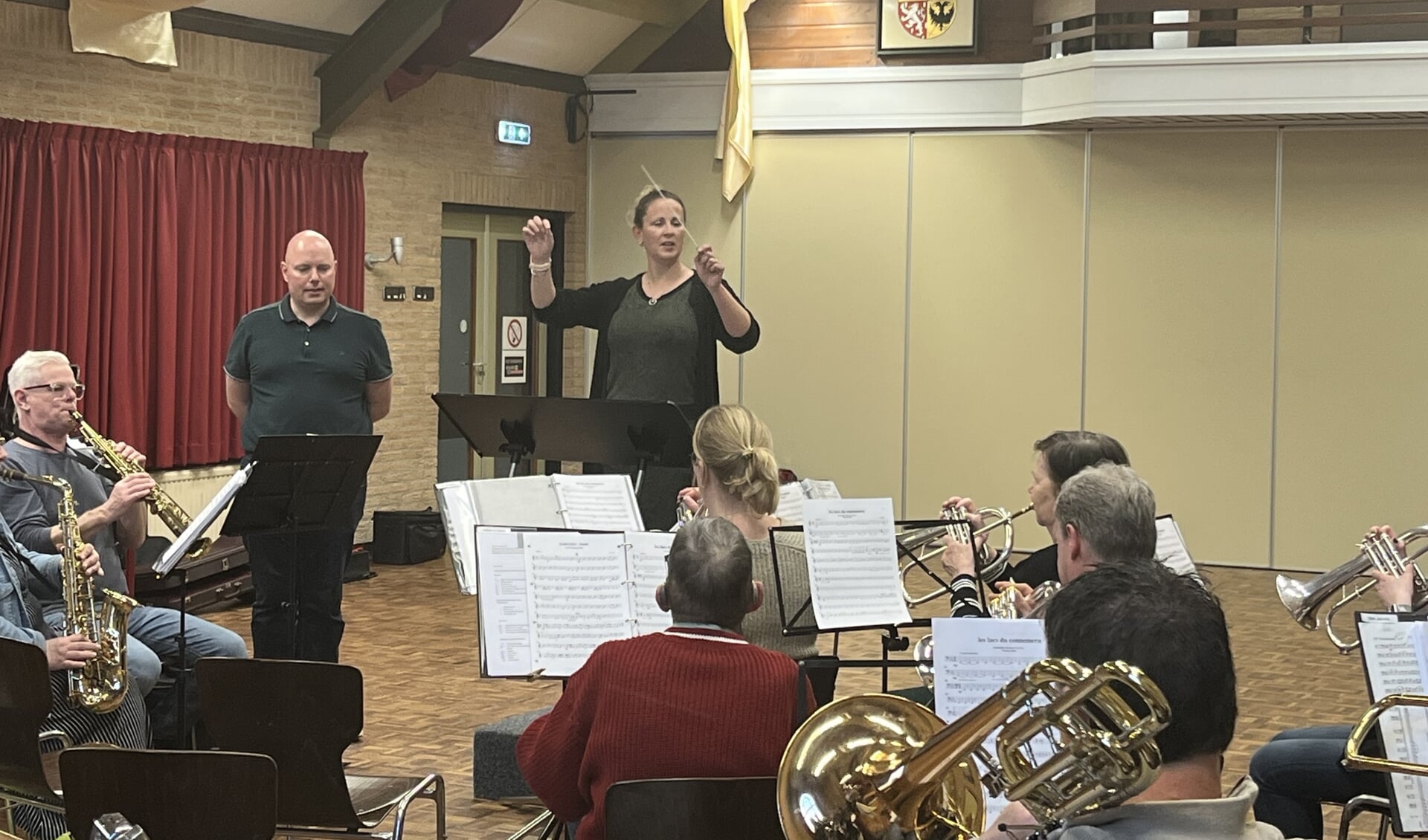 De amateur-dirigenten hebben vooraf kunnen oefenen met het orkest.