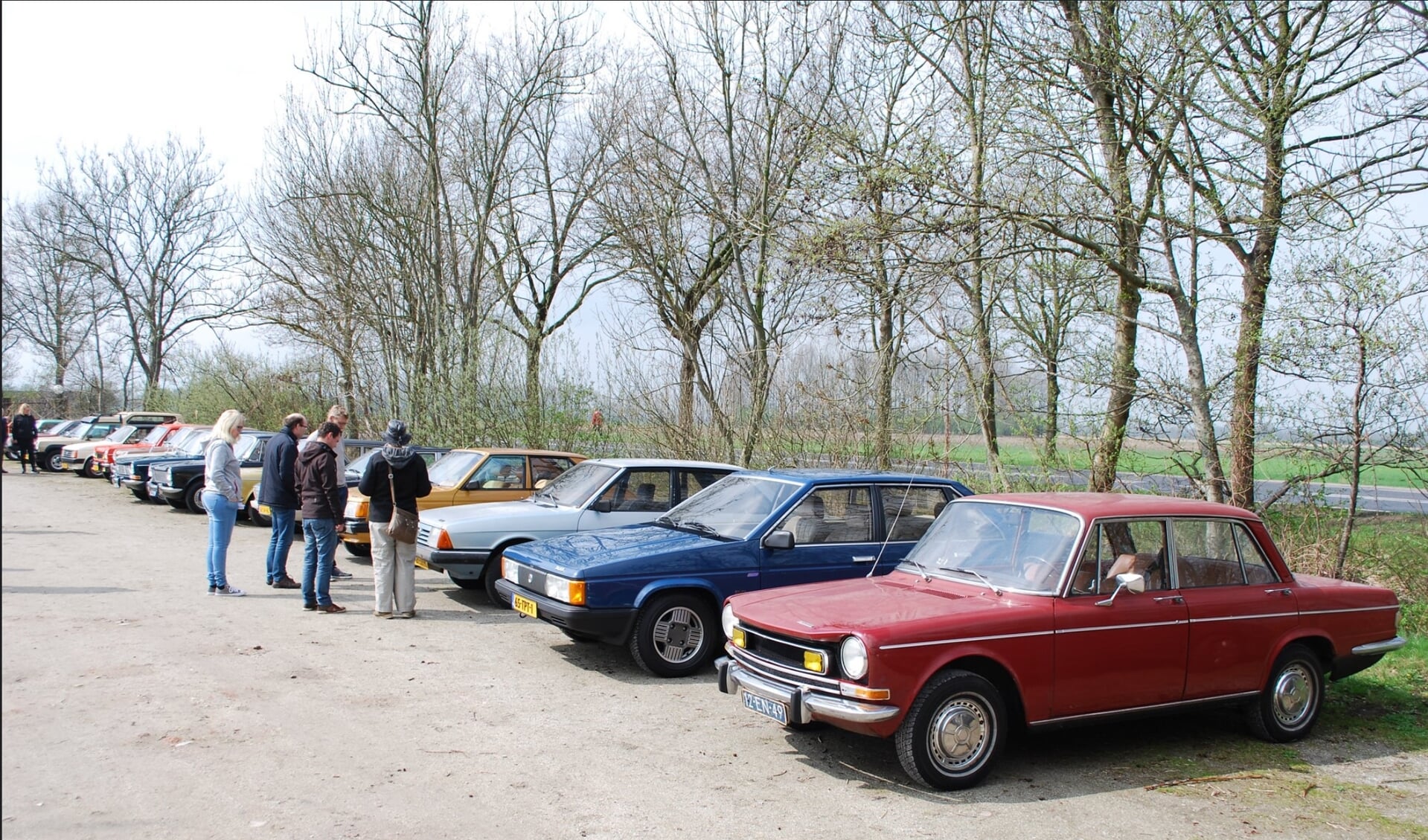 Voorjaarsrit van de Simca Automobiel Club Nederland