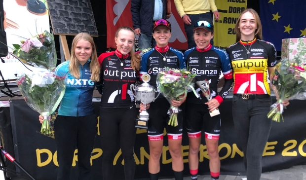<p>Scarlett Souren wint in Heule.</p>