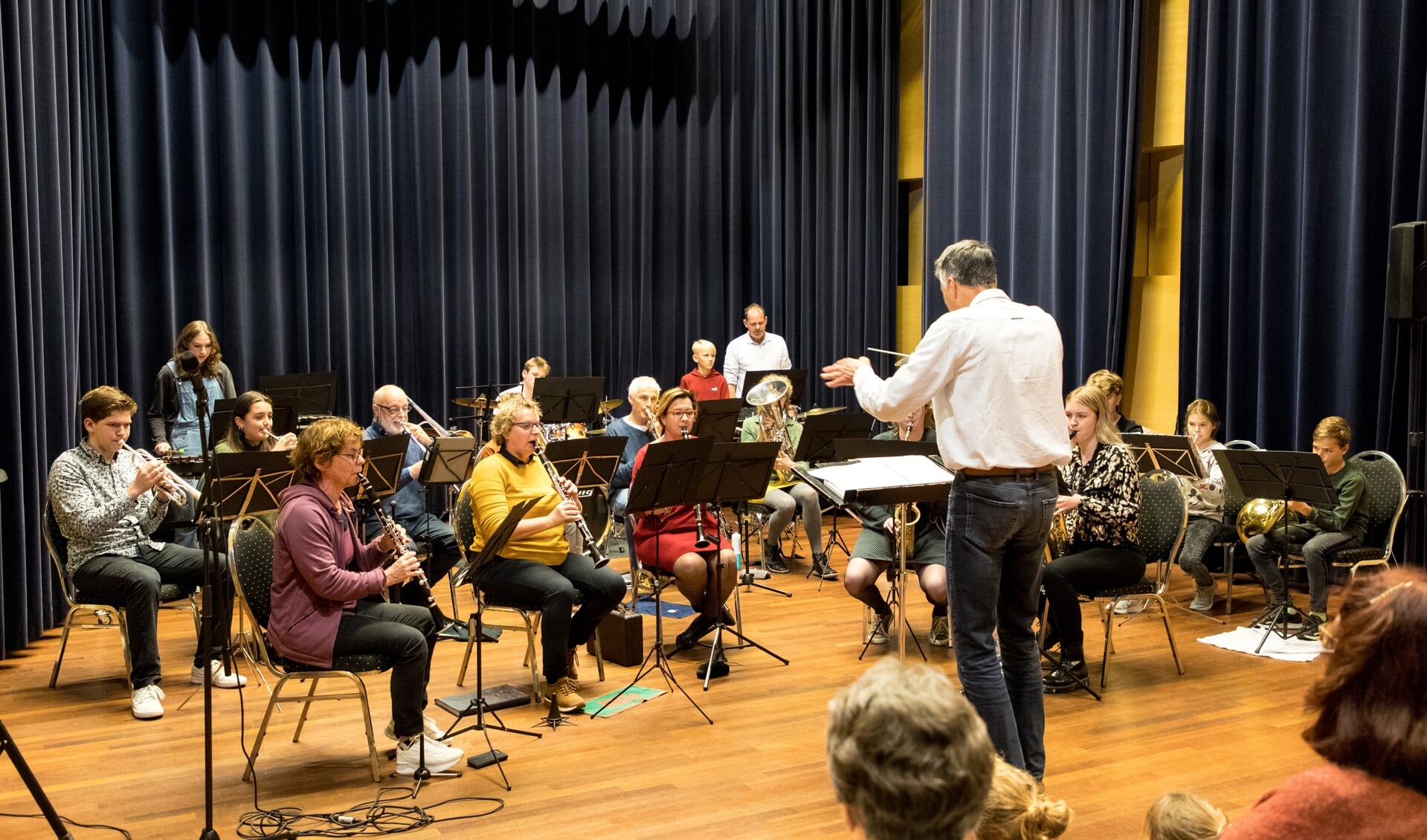 Het Jeugdorkest van Koninklijke Harmonie St. Cecilia mocht eindelijk weer optreden.