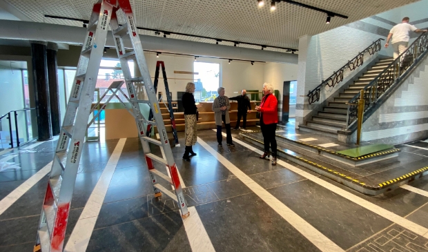 <p>De verbouwing van de Schijndelse bieb is nog in volle gang. Binnenkort gaan ze verhuizen.</p>