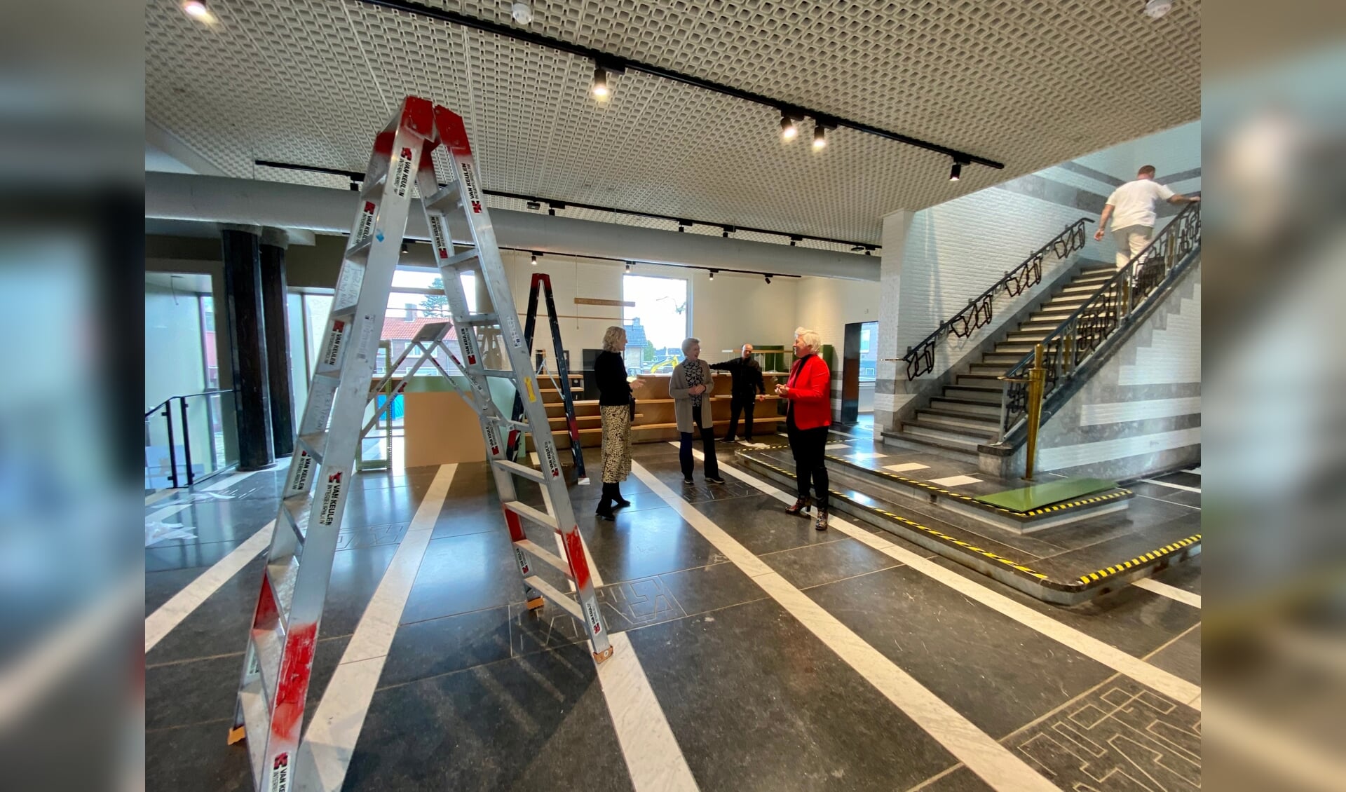 De verbouwing van de Schijndelse bieb is nog in volle gang. Binnenkort gaan ze verhuizen.