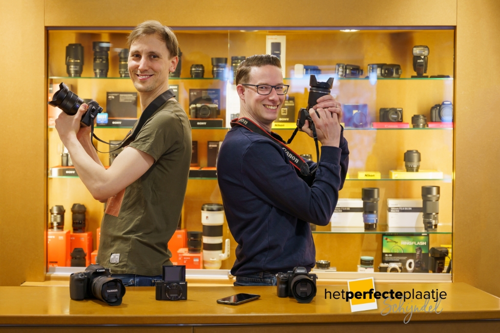 <p>Tom Keetels en Bas Ulehake zijn klaar voor Het Perfecte Plaatje Schijndel.</p>