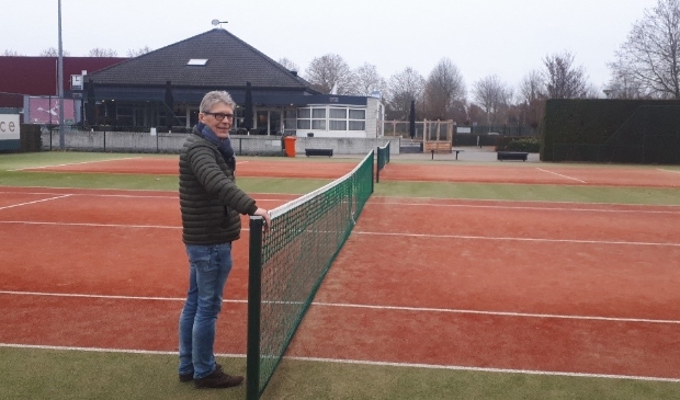 <p>Paul Schoenmakers van TV de Hopbel. Foto: Cis van Pinxteren</p>