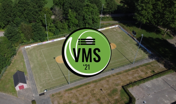<p>Vooruit Met Snelheid '21 is de nieuwe naam van de korfbalclub.</p>