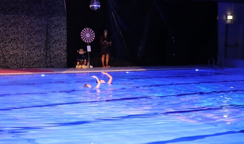Synchroonzwem show Neptunus '58
