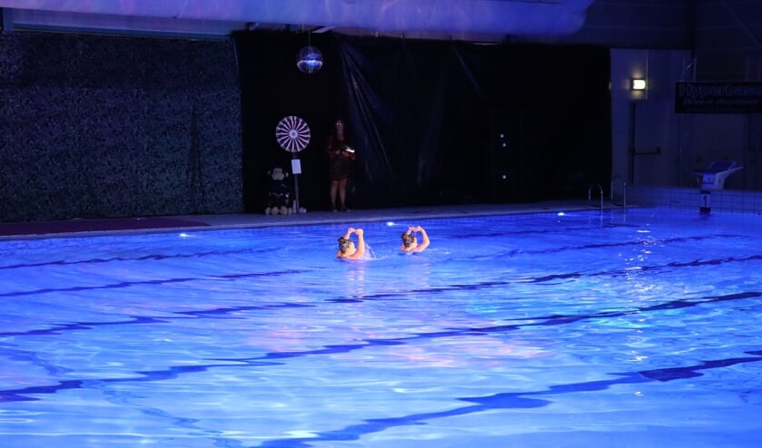 Synchroonzwem show Neptunus '58