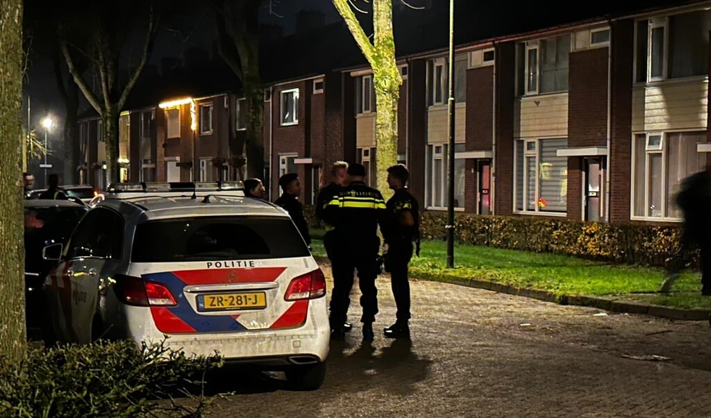 Politie Met Kogelwerende Vesten Naar De Leliestraat Al Het Nieuws Uit