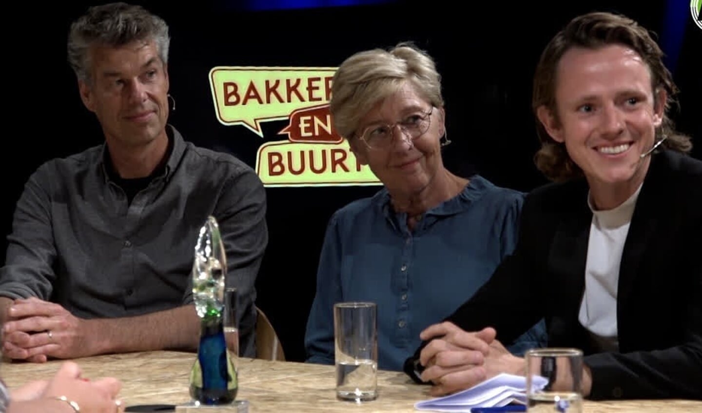De laatste talkshow van Bakker en Buurten voor de zomerperiode is dinsdagavond opgenomen.