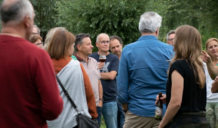 Biergondisch dineren op het hopveld in Schijndel