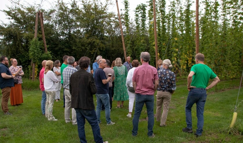 Biergondisch dineren op het hopveld in Schijndel