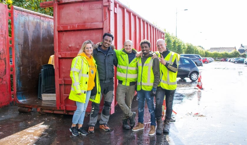 Inzameling kunststof tijdens World Cleanup day.