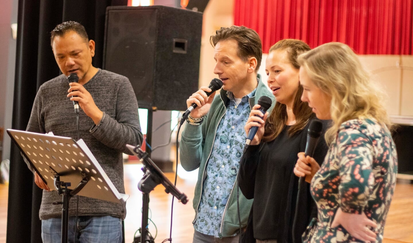 Harmonie St. Cecilia oefent voor het Promconcert.