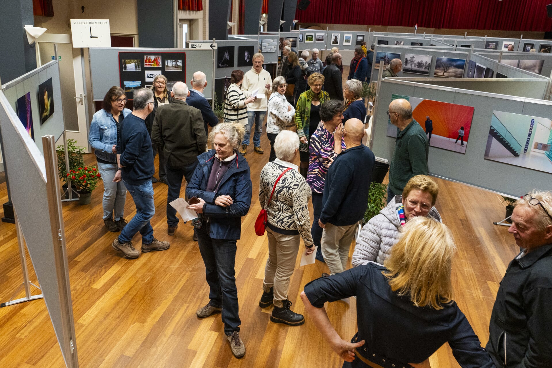 Expositie Met Een Grote Diversiteit Aan Foto’s - Al Het Nieuws Uit ...