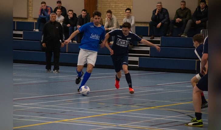 Vd Sangen transport kampioen zaalvoetbal