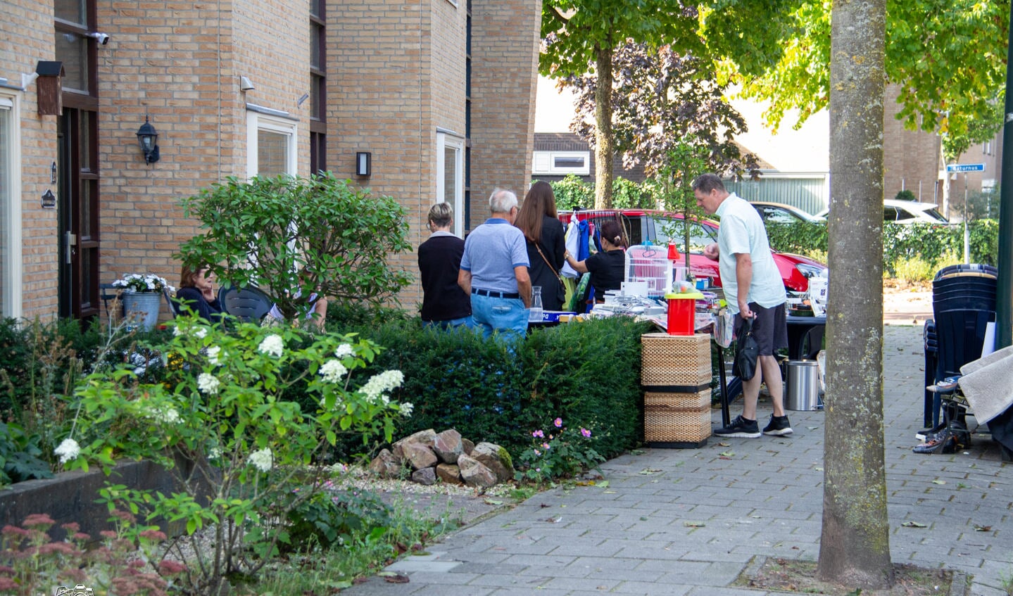 Garagesale in de Hoevenbraak en Hulzebraak