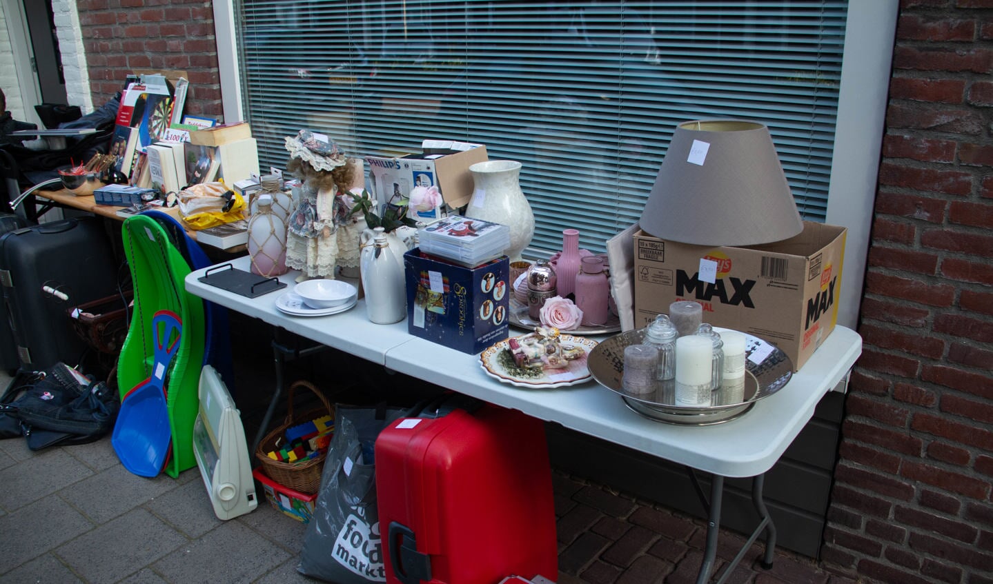 Garagesale in de Hoevenbraak en Hulzebraak