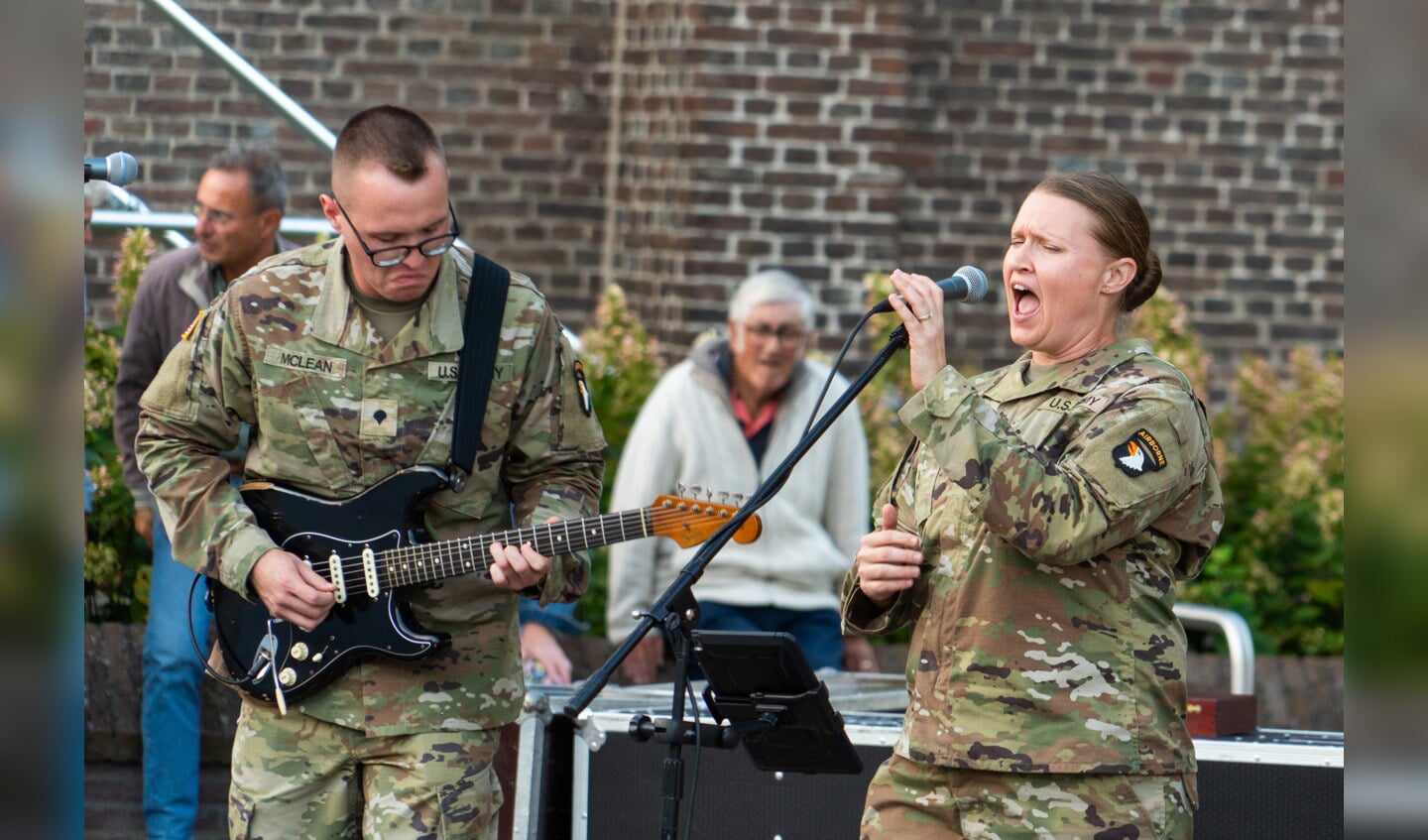 101st Airborne Division Rock Band in Schijndel
