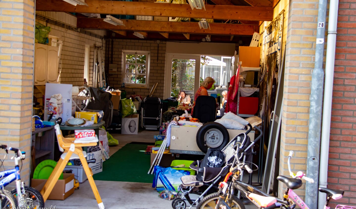Garagesale in de Hoevenbraak en Hulzebraak