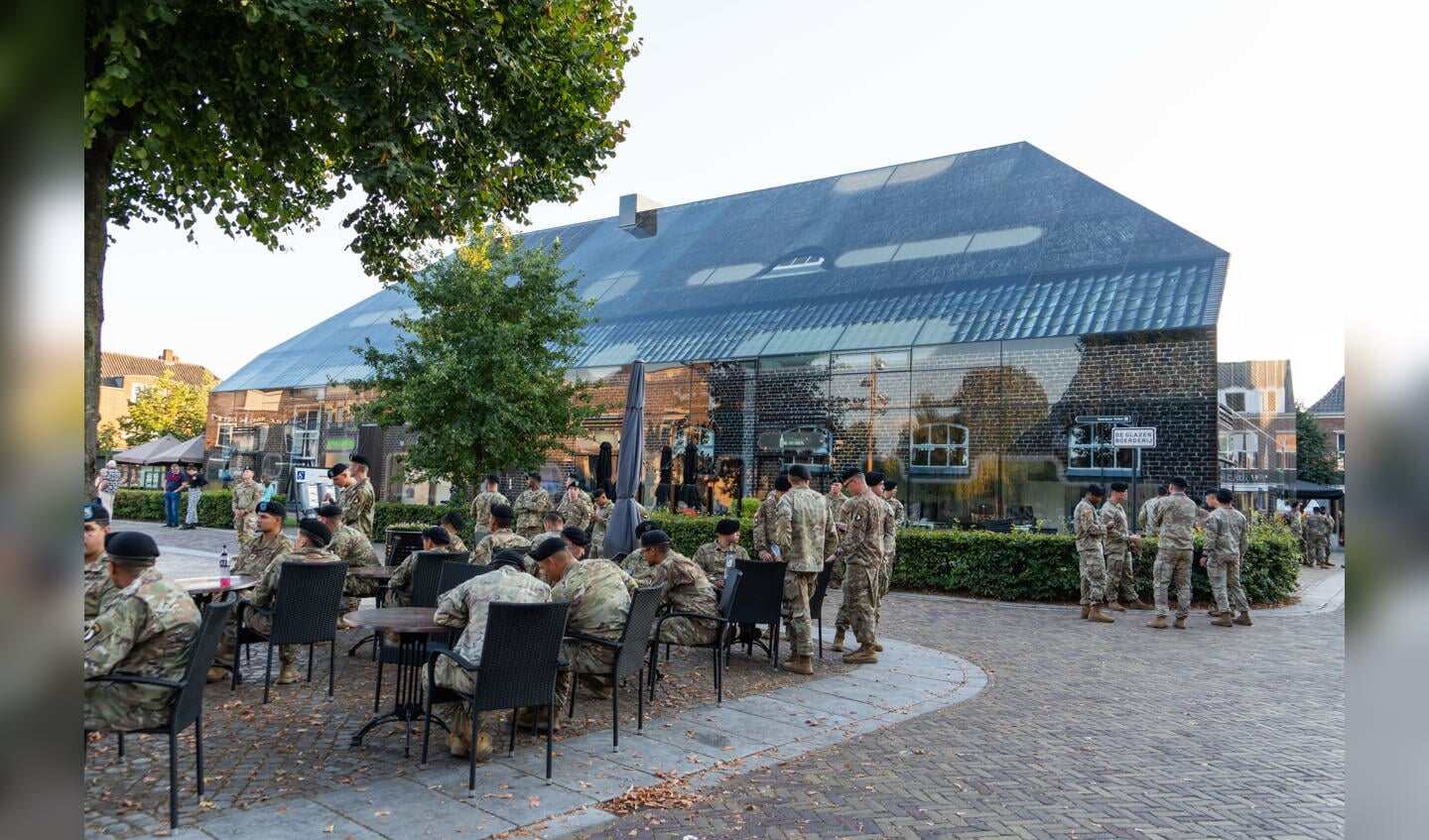 101st Airborne Division Rock Band in Schijndel