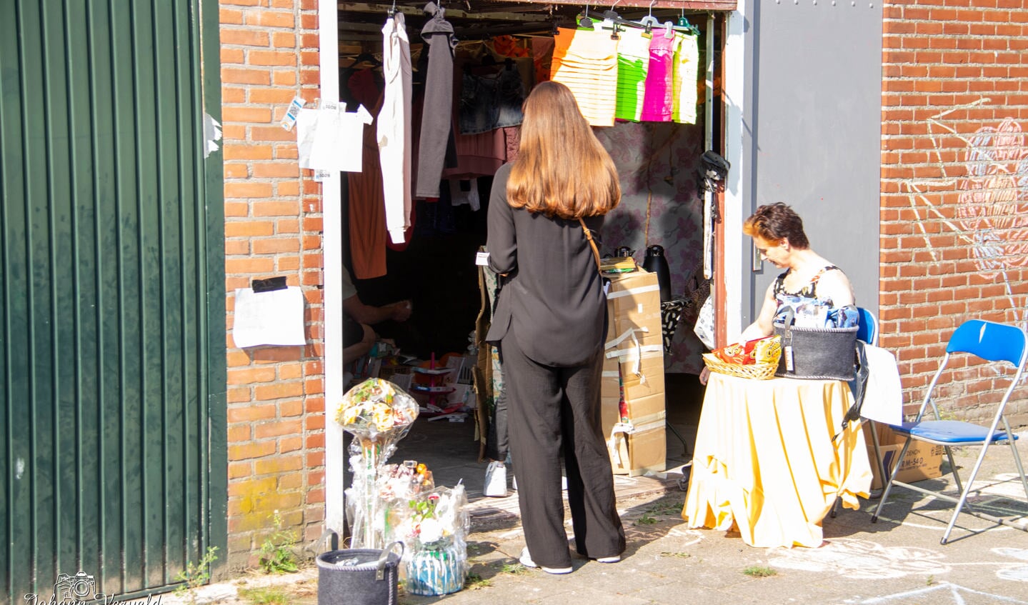 Garagesale in de Hoevenbraak en Hulzebraak