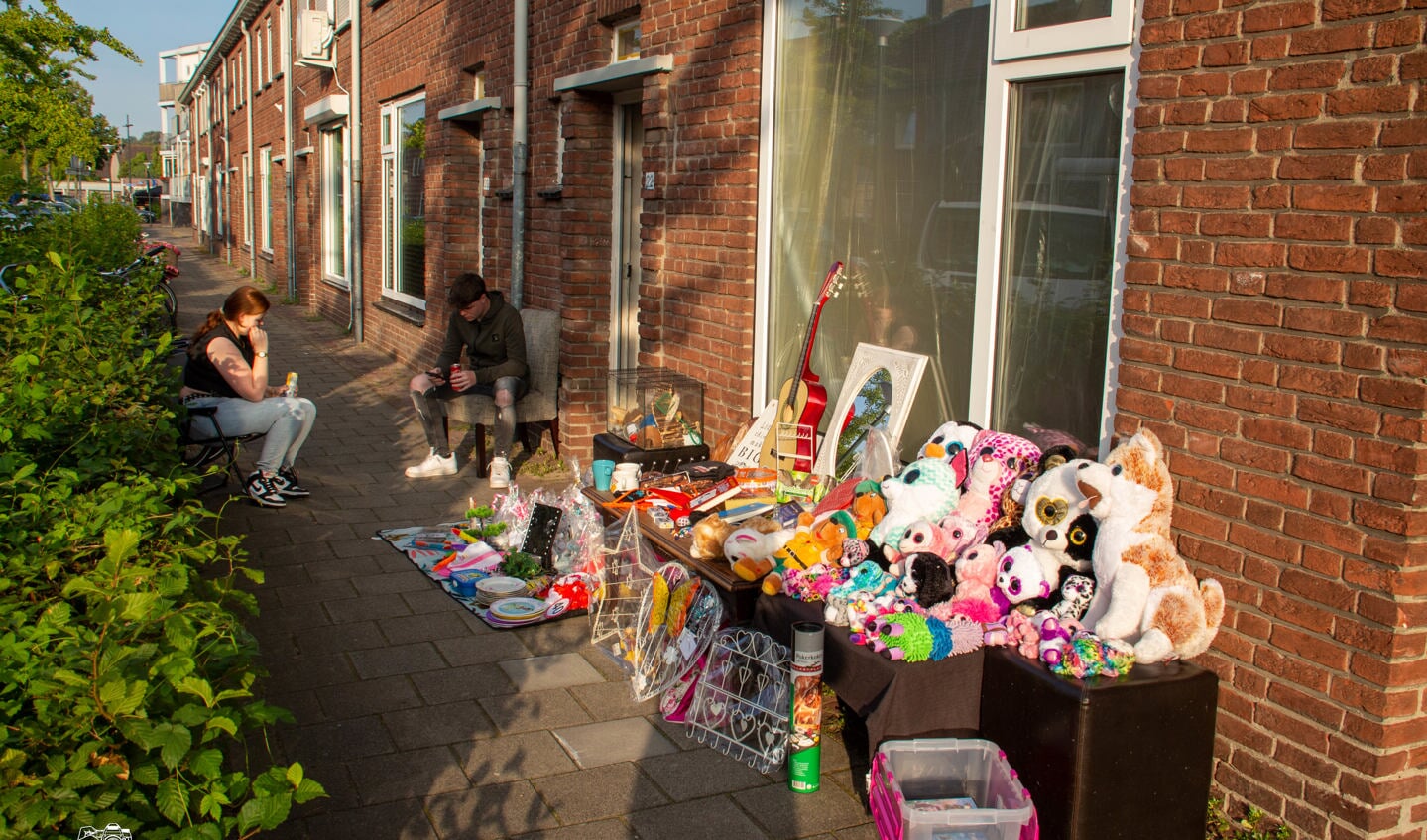 Garagesale in de Hoevenbraak en Hulzebraak