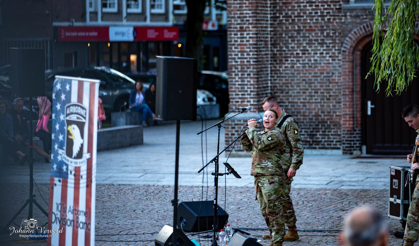 Amerikaanse rockband in het Schijndelse centrum