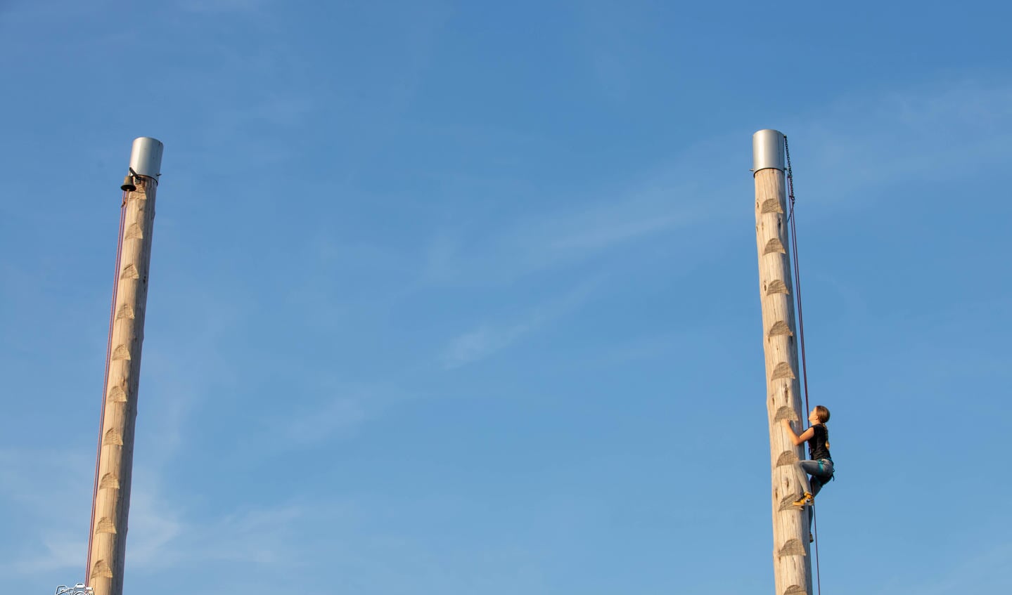 Paalklimmen voor de jeugd in Wijbosch