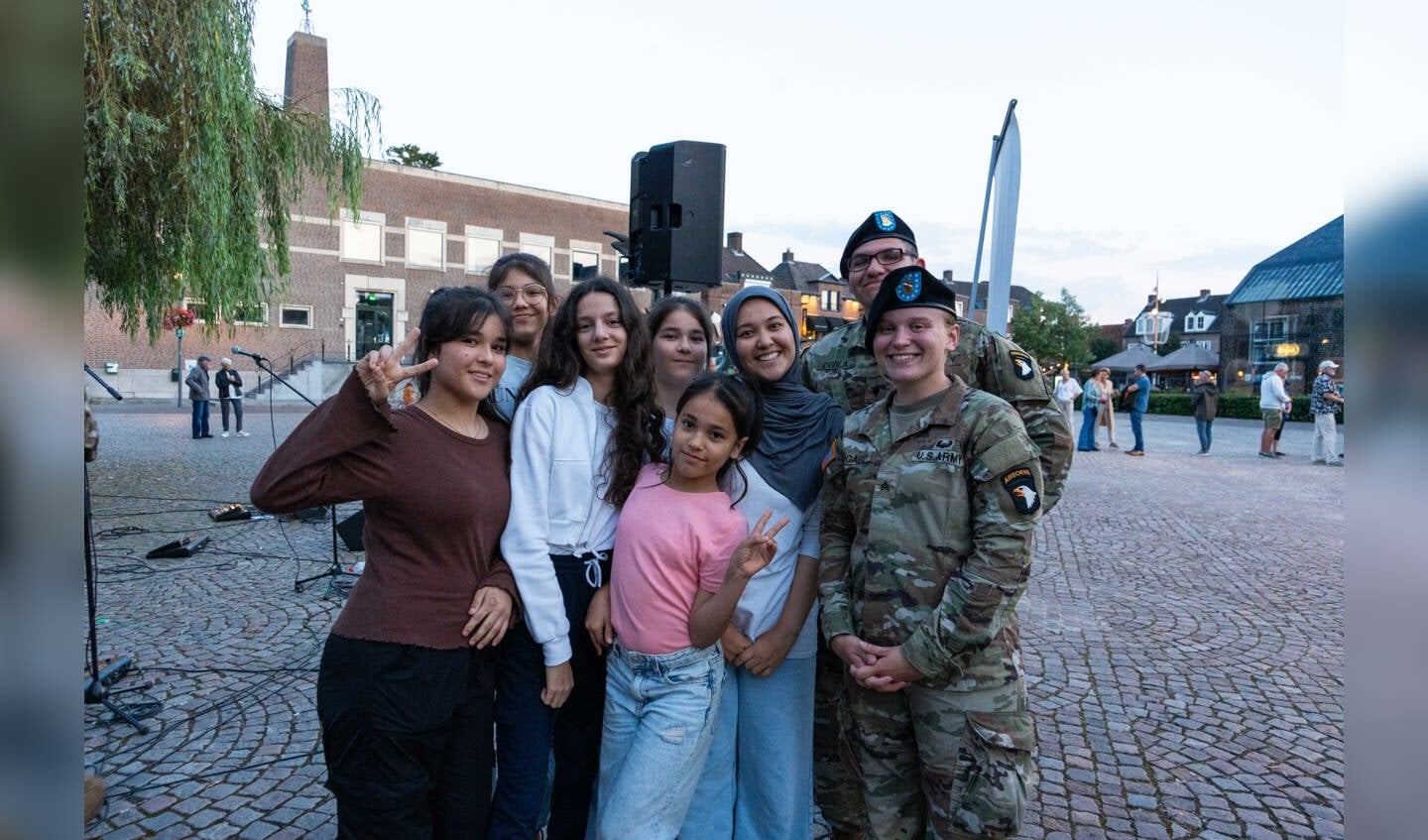 101st Airborne Division Rock Band in Schijndel