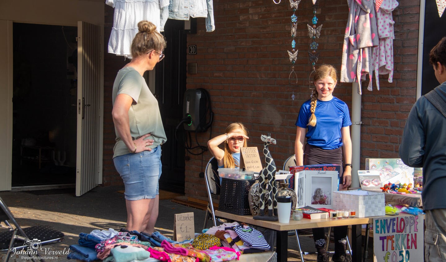 Garagesale in de Hoevenbraak en Hulzebraak