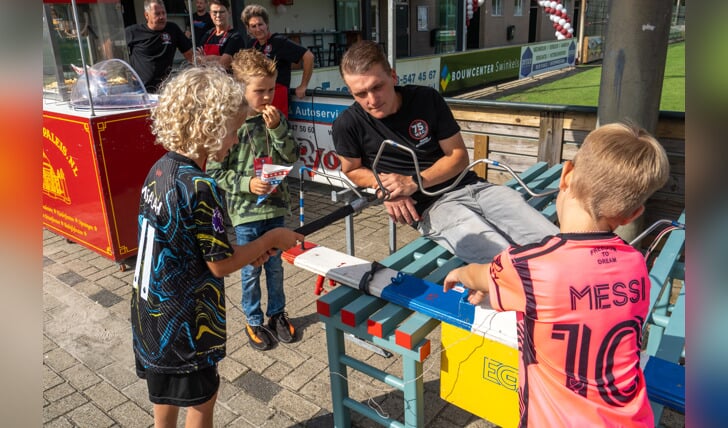 Jubileum WEC 75 jaar, spelletjes voor de mini's