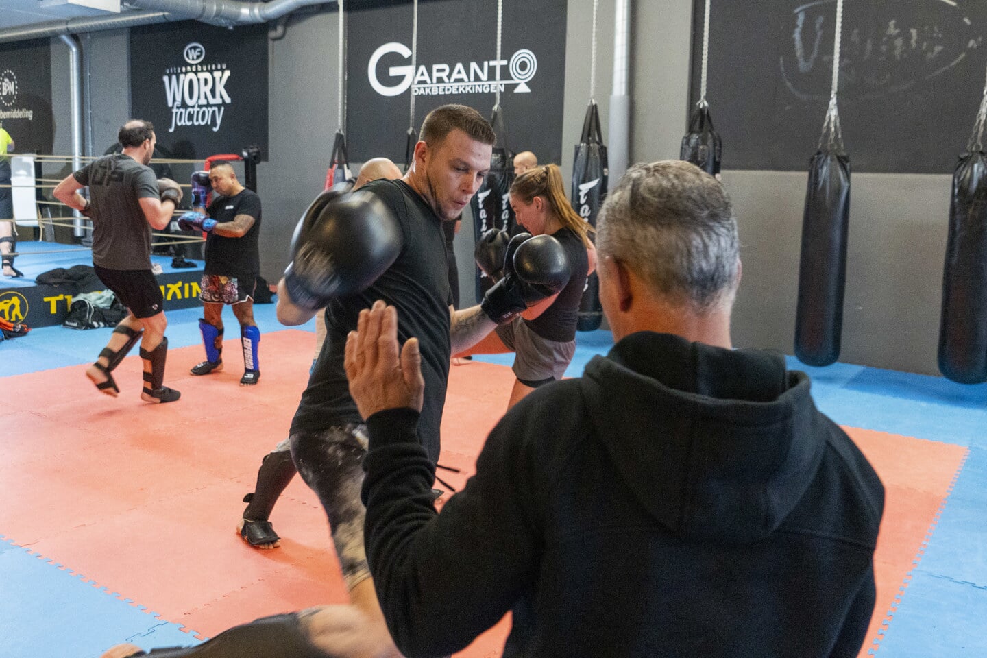 Twee Schijndelse Mannen Stappen De Kickboxring In - Al Het Nieuws Uit ...