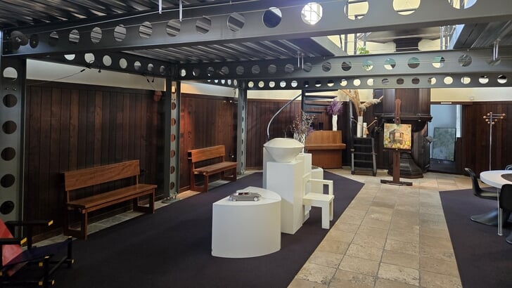 Het kerkje aan de binnenkant. Foto: Steven Woudstra