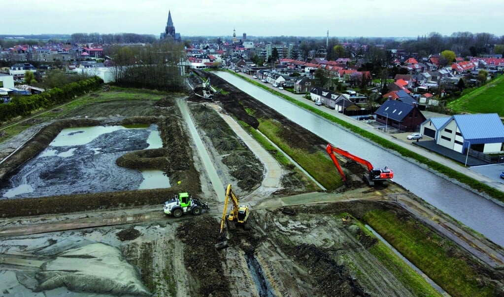 Waterschap Geeft Kijkje In Het Dijkversterkingsproject Aan Het ...