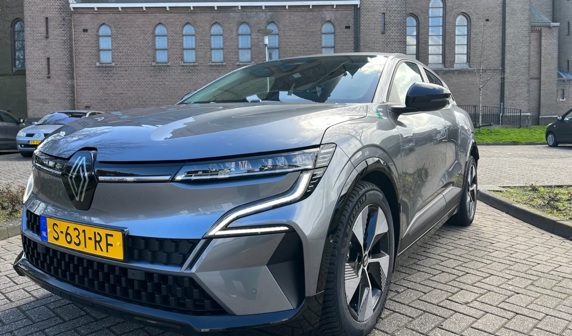 De gemeente Steenbergen meldt dat vanaf deze week in het centrum van Steenbergen en Dinteloord elektrische deelauto's staan die via OnzeAuto gehuurd kunnen worden.
Foto: OnzeAuto