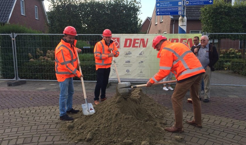 De eerste schoppen gingen de grond in