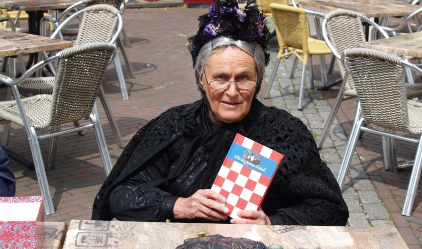 Junt verkoopt niet alleen boekjes maar ook de DVD is te koop