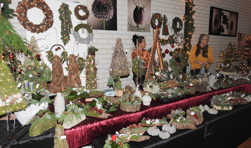 Er waren creatieve kerststukken maar ook sieraden en heel veel lekkers