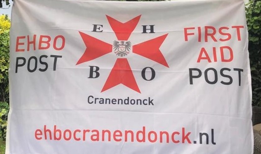 Vlag voor bij EHBO post