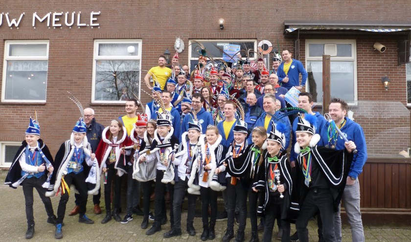 De carnavalsverenigingen ontvingen weer mooie bedragen van Stichting Verbroederingsbal Cranendonck