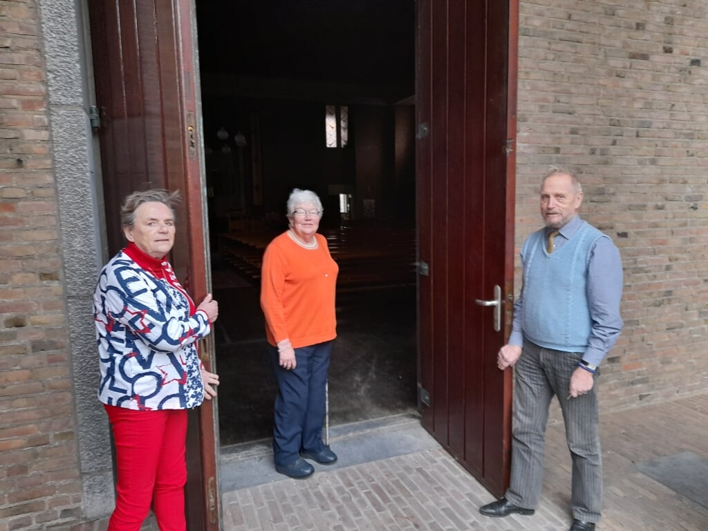 Marian Noordover (links), Emmy van der Wilk (midden) en Leo Elshout (rechts), Foto: John Schrader