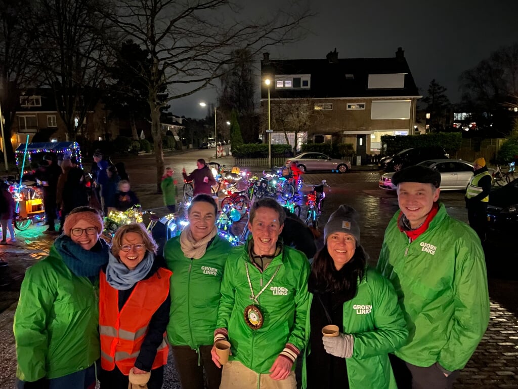 GroenLinks Wassenaar candidate councilors # 1 to 6 at the bicycle lights parade