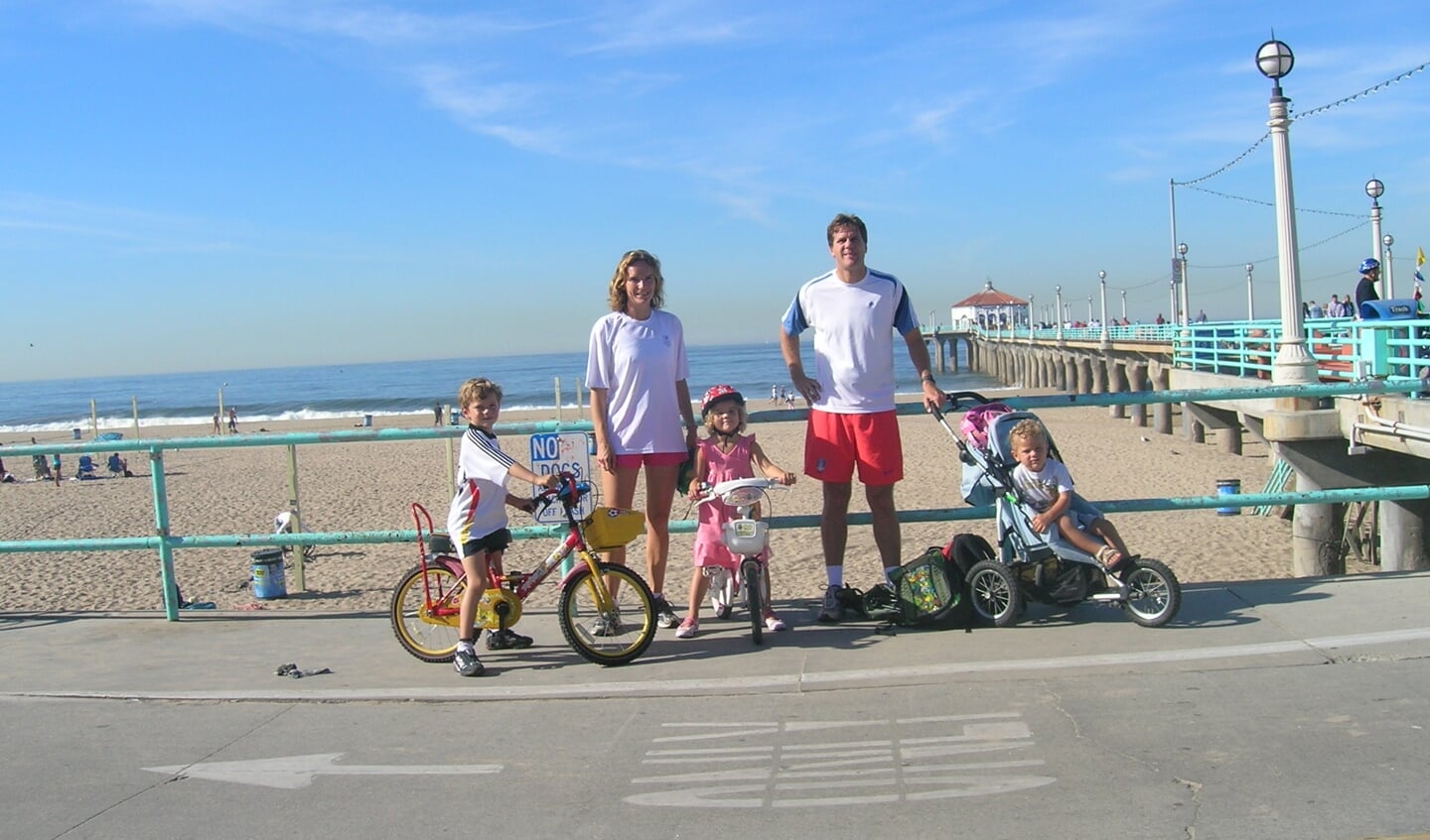 2006: Mariel van den Hengel en haar gezin zijn net gearriveerd in Manhattan Beach, Californië.