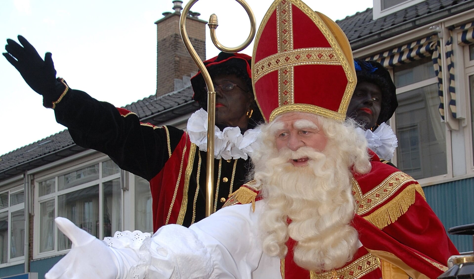 De gemeenteraad wil een dialoog houden over het Sinterklaasfeest en de rol van zwarte piet