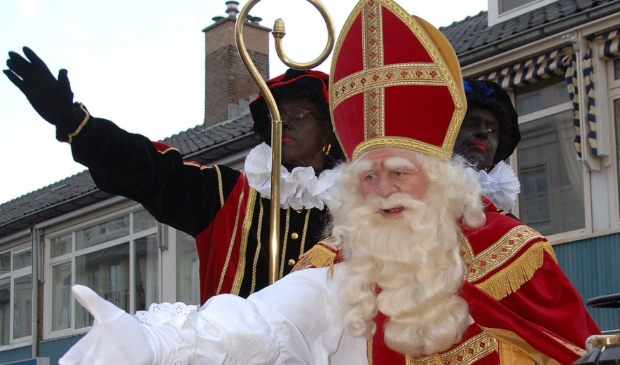 De gemeenteraad wil een dialoog houden over het Sinterklaasfeest en de rol van zwarte piet
